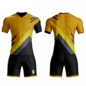 Camisetas de Fútbol Personalizadas al por Mayor, Manga Corta, Transpirables, de Secado Rápido, de Poliéster, Conjunto de Camisetas de Fútbol para Hombre para Invierno, Otoño y Verano - Product Image 1