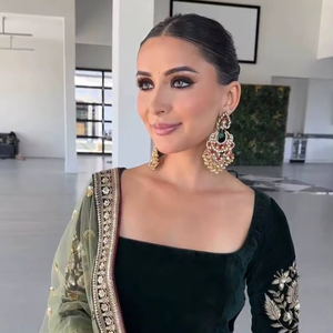 Traje de trabajo vintage de corte recto con cintura natural, bordado, hasta la rodilla, en terciopelo de viscosa, para otoño. - Product Image 1