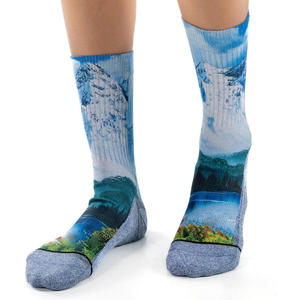 Sublimación Impreso Multi Colores Antideslizante Transpirable Hombres Calcetín Venta al por mayor Fabricación de alta calidad Calcetines de entrenamiento deportivo - Product Image 1