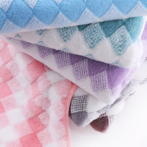 Set di Asciugamani di <span class=keywords><strong>Lusso</strong></span> in Microfibra a Rapida Asciugatura per Bagno e Capelli, Qualità Hotel 5 Stelle e SPA, Tecnologia di Tessitura Avanzata - Product Image 6