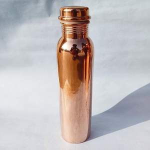 Bouteille d'eau en cuivre artisanale avec finition en émail Nouveau design pour la routine d'hydratation pour l'eau bouillante - Product Image 5