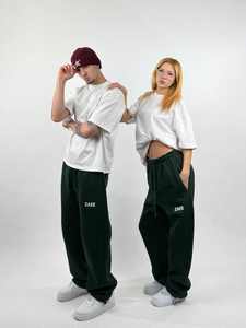 Pantalons de sport pour femmes à taille haute rayés en gros, pantalons de survêtement de basketball à couleur contrastée, pantalons de survêtement amples de haute qualité à coupe droite - Product Image 4