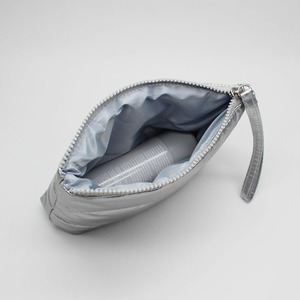 Borsa Cosmetica Imbottita Lucida Rosa Argento, Astuccio Trapuntato Portatile per Viaggio, Organizer per Toilette di Grande Capacità, <span class=keywords><strong>Beauty</strong></span> <span class=keywords><strong>Case</strong></span> - Product Image 6