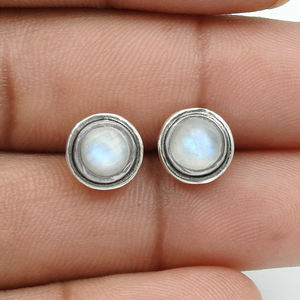 Fino Arco Iris piedra lunar corte redondo bisel conjunto Stud 925 plata esterlina piedra preciosa pendiente minimalista piedra preciosa joyería para mujer - Product Image 2