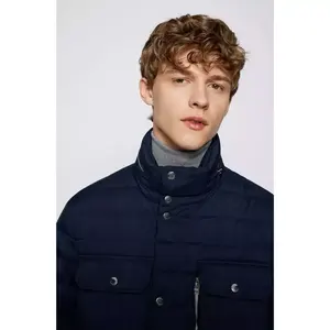 Chaquetas acolchadas de lona para hombre personalizadas más vendidas con cuello levantado para invierno, ropa impermeable para exteriores hecha en Pakistán - Product Image 4