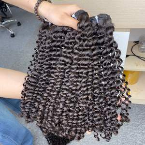 Extensiones de pelo de trama vietnamita, Remy rizado, Pixie, a un precio al por mayor, cutícula alineada, Sin desorden, sin enredos, mechones humanos altos - Product Image 2