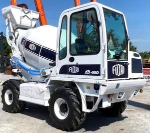 Camión Mezclador de Concreto Autocargable de Alta Eficiencia de 3.5m con Motor y Bomba, Mezcladora de Cemento Móvil Automática 4x4, Precio de Fábrica - Product Image 3