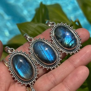 Collier en labradorite naturelle de qualité supérieure, pendentif en argent sterling, pierre précieuse, cadeaux pour les fêtes, prix d'usine, bijoux en gros - Product Image 3