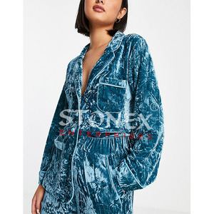 Conjunto de pijama de un solo pecho de terciopelo superventas, ropa de dormir azul de alta calidad hecha a medida con cierre de cintura elástica - Product Image 4