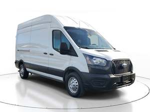 EN SOLDE! Vente aux enchères par courtier pour véhicule 2023 Transit Cargo 250 High/Roof L/B AWD, voitures d'occasion pour usage commercial - Product Image 3