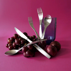 ชุดช้อนส้อมสแตนเลสสตีลทำจากโลหะมีดด้ามแบนสำหรับใช้ในบ้านและโรงแรมชุดจานชามเครื่องเงิน - Product Image 4