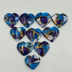 Pierre précieuse en turquoise cuivre violette naturelle de haute qualité personnalisable, forme de cœur lisse pour bijoux DIY, pierre précieuse personnalisée - Product Image 2
