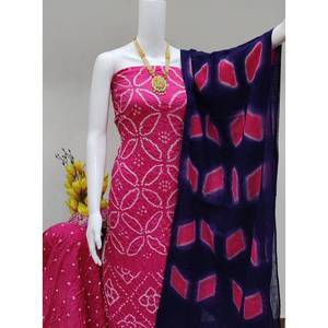 Traje Formal de Verano con Bordado de Puntos Banarasi en Satén, Corte en A, Cintura Natural, con Dupatta y Broche - Product Image 2