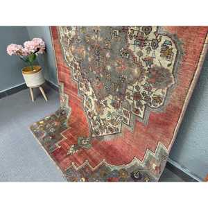 Turkish Vintage Area Rug 4.5x7.5 ft, <b>Red</b> Ombr Rug <b>Wool</b> - Product Image 3
