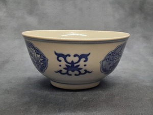 Handmade Polished <b>Ceramic</b> <b>Bowl</b> with Natural Look for Stylish Dining and Party Use Eco-Friendly Cozy Home Setting - Product Image 4