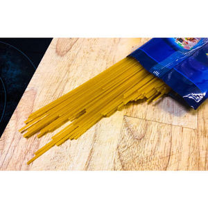 Spaghetti de blé dur raffiné de qualité supérieure, 500 g, emballage en vrac, durée de conservation de 18 mois - Product Image 4