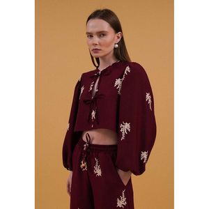 Blusa Bordada para Mujer al por Mayor con Diseño de Lazo Frontal - Product Image 5