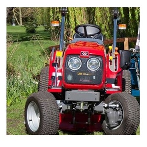 Tracteur agricole compact d'occasion Massey Ferguson 1520 - 20 CV 4x4 - Product Image 3