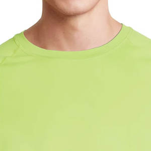 Créez votre Rash Guard Noir Uni Personnalisé – Rash Guard MMA et BJJ à Manches Longues Vierge pour Homme – Vente en Gros - Product Image 5