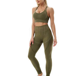 Ensemble de yoga pour femmes grande taille à prix avantageux, logo sur le devant, séchage rapide, respirant, spandex, polyester, ensemble 2 pièces, vente en gros - Product Image 6
