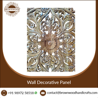 Prix de gros Design élégant Finition en bois naturel Couleur Panneaux décoratifs muraux en bois de teck sculpté à la main Fournisseur