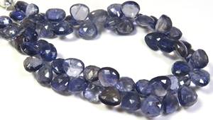 Cuentas de Briolette de corazón facetado de iolita azul 6,5-8mm Corte de piedras preciosas de iolita natural 7,5 \ "Strand Piedras preciosas sueltas - Product Image 2
