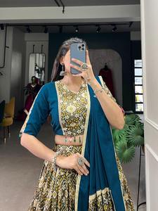 Tenue de créateur fantaisie à feuilles persistantes haute sur demande Dola soie rayonne Lehenga Choli & Dupatta avec imprimé avec feuille de travail à vendre - Product Image 5