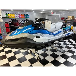 Jet Ski STX 160X 2026 en Édition Limitée avec Remise Fabricant, Neuf, Transmission Automatique et Composant Moteur Essentiel - Product Image 1