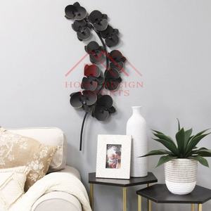 Décoration murale d'intérieur au design élégant en vente à l'exportation Décoration murale de Noël/faite à la main - Product Image 3