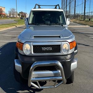 TOYOTA FJ CRUISER d'occasion 2008, conduite à gauche/droite - Product Image 1