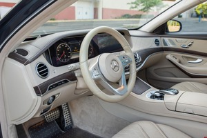 Mercedes-Benz S560 4Matic berline d'occasion propre, modèle 2018 - Product Image 6