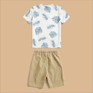 Ensemble deux pièces personnalisé pour hommes avec patchs de broderie d'appliques High Street T-Shirt et short en tissu de coton pour le streetwear d'été. - Product Image 2