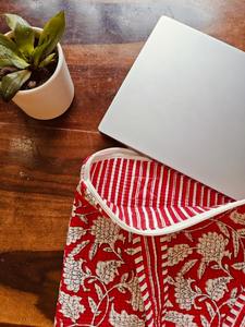 100% Pure Cotton Quilted <b>Laptop</b> <b>Case</b> <b>15</b>\"<b>Inch</b> Red Creamy White Floral Print Handmade Business Style Protector Bag for <b>Laptop</b> - Product Image 3