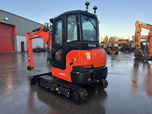 Mini Excavadora Kubota KX037-4 Nueva y Económica en Venta, Excavadora Compacta de 3.5 Toneladas, Envío Inmediato del Proveedor - Product Image 3
