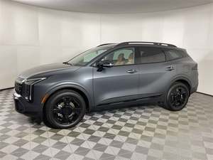 Sharp Gray 2025 para Sportage Hybrid X-Line AWD, Asientos de Cuero Usados, Sistema de Navegación, Arranque Remoto, Llantas de Aleación, Asientos con Calefacción, Volante a la Izquierda - Product Image 2