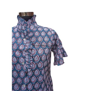 Haut d'été écologique 100% coton toutes saisons pour femmes, style coréen, imprimé floral numérique, col roulé, manches cloche - Product Image 3