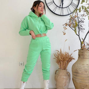 Chándal de talla grande para mujer de patrón sólido transpirable de alta calidad traje corto de secado rápido para invierno personalizable al por mayor - Product Image 3