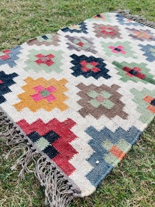 ชุดพรมปอกระเจาปักขนาดพิเศษสุดหรูพรมขนสัตว์ธรรมชาติทำมือทนทานสำหรับห้องนั่งเล่น - Product Image 3