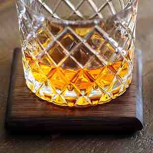 Posavasos bonitos hechos a mano más vendidos, madera de mango de nogal, forma personalizada, fabricante y exportador de la India con alta calidad - Product Image 3