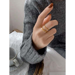 Conjunto de Anillos Delicados de Oro para Uso Diario, Anillos Ondulados Apilables Resistentes al Agua y al Deslustre con Incrustaciones, Anillo Antiestrés, Regalo - Product Image 3