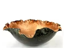 Cuenco para servir ensalada de frutas de Color dorado de buena calidad, cuenco decorativo con asa para decoración de festivales hecho a mano - Product Image 1
