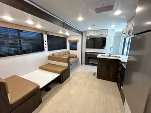 Zinger 3-9-0-D-B Crossroads 2026 d'occasion à vendre - Product Image 4