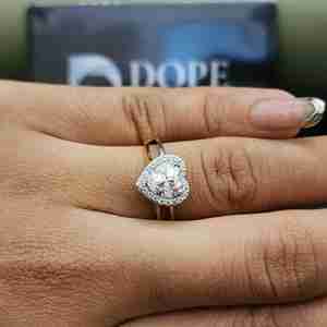 Pretty Heart Shape IGI Certified Moissanite Engagement Ring in 18KT Solid Gold for <b>Your</b> <b>Loved</b> One - Product Image 6