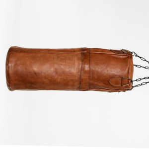 Sac de frappe robuste en cuir de qualité supérieure avec remplissage de sable pour l'entraînement de boxe, le fitness, l'endurance et la technique - Product Image 2