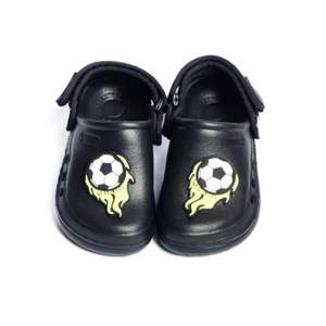 Claquettes unisexes en EVA Paylon de qualité supérieure, exclusives pour l'été, fabriquées à la main en Indonésie avec un matériau de coussin doux de haute qualité et une tige en nylon. - Product Image 2