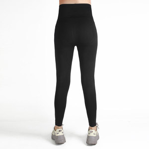 Mallas de yoga personalizadas de ajuste flexible, pantalones atléticos elásticos de cintura alta para mujer, ropa de entrenamiento para gimnasio con diseño de logotipo - Product Image 5