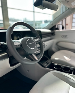 SUV Coupé Diésel Usado 2025 con Transmisión Manual, Emisión Euro V, 1-25000 Millas, Asientos de Cuero, Neumáticos R18, Origen EE. UU. - Product Image 4