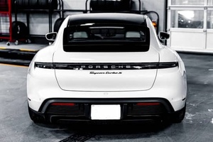 PORSCHE TAYCAN TURBO S AWD 2020 IMPECABLE, 750 CABALLOS DE FUERZA, LISTO PARA ENTREGA - Product Image 2
