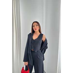 Conjunto de Traje de Tres Piezas a Rayas Azul Marino para Mujer, Venta al Por Mayor - Product Image 2