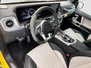 Mercedes-Benz Clase G AMG G 63 4MATIC 2024, motor AMG 4.0L V8 biturbo artesanal que ofrece 577 caballos de fuerza - Product Image 5